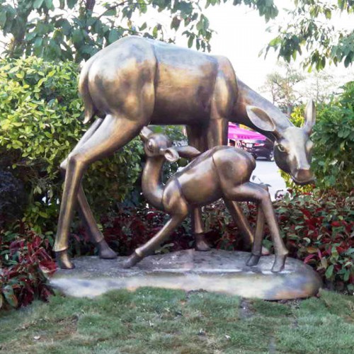 动物雕塑 子母鹿雕塑 飞马雕塑