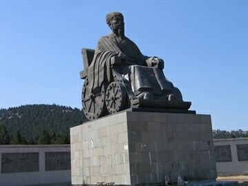 沂南县诸葛亮铜像