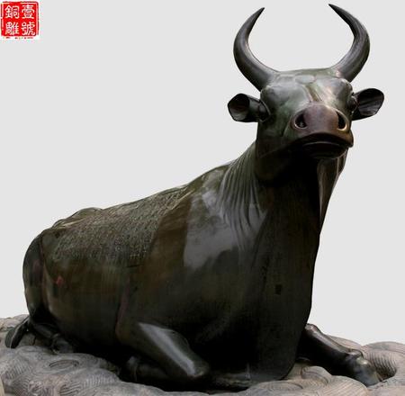 铸铜雕塑牛
