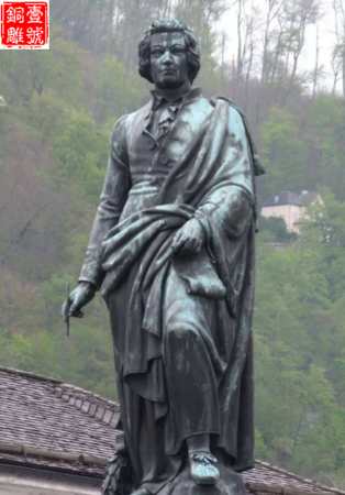 莫扎特纪念铜像